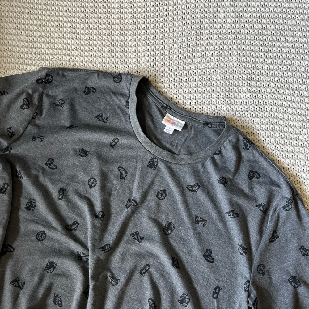 LuLaRoe Tshirt